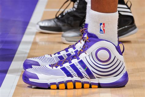 adidas dwight howard 4